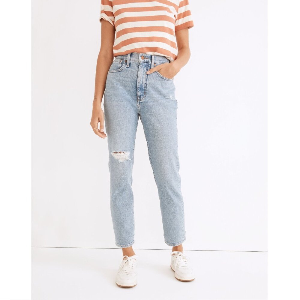 [Madewell] The Momjean in Austrey Wash: Ripped Edition